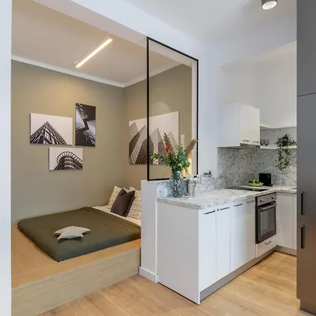 Modern Suite On Historic Calea Victoriei Bucharest Exterior photo