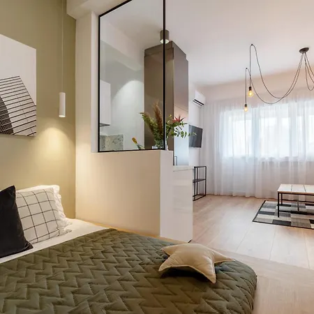 Modern Suite On Historic Calea Victoriei Bucharest Exterior photo